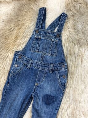 GAP Denim Toddler Overalls 2T Blue Heart Detail Adjustable Straps